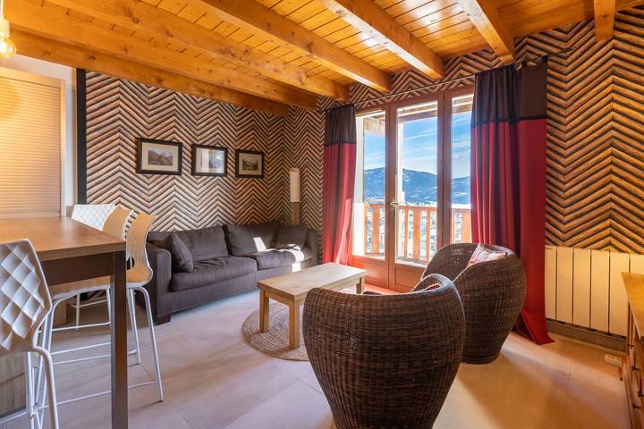Gîte pour 6 personnes, avec balcon à Les Angles