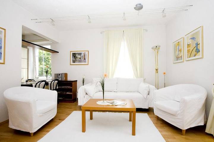 Ferienwohnung für 3 Personen, mit Balkon und Garten in Bregenz