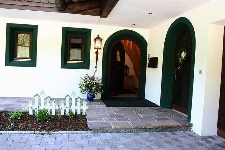 Gîte pour 10 personnes, avec terrasse et sauna dans Partenen - 2