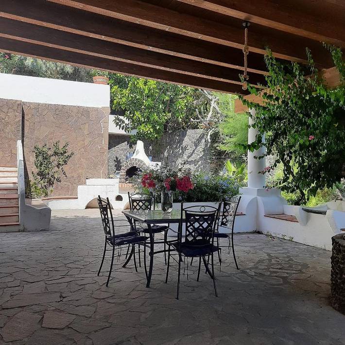 Location de vacances pour 6 personnes, avec vue et jardin dans Stromboli - 3