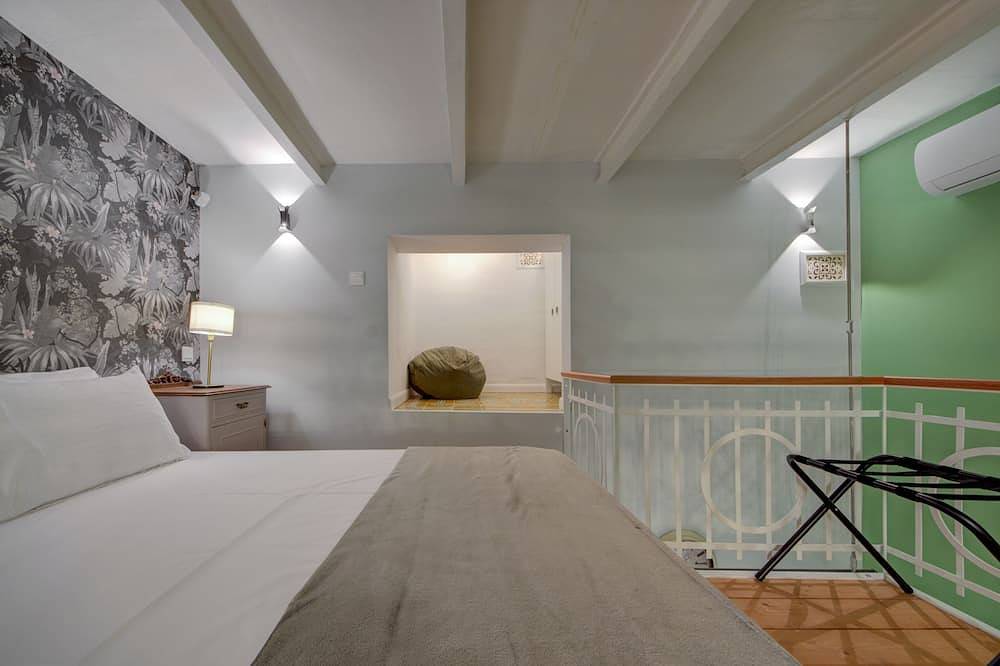 Casa Marie - Your next stay in a Traditional Corner Townhouse, built in 1881 in Cospicua, Ilha de Malta