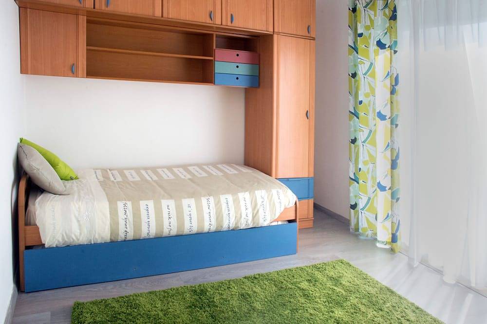 Villa, 4 Schlafzimmer, 3 km vom Strand entfernt in Praia do Carvalhal, Carvalhal