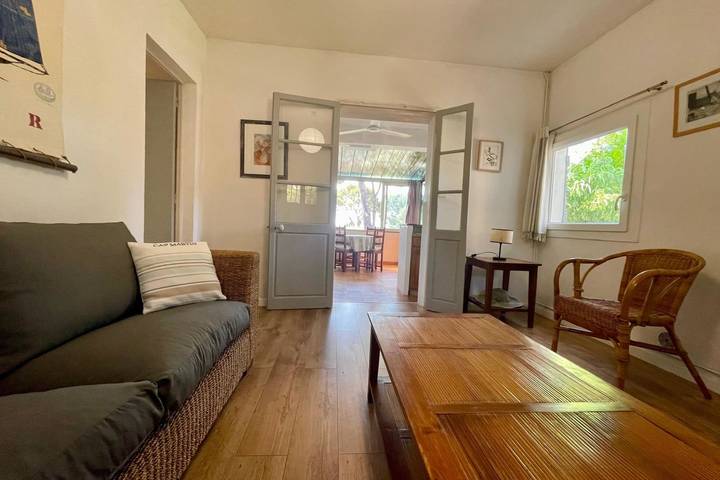 Ferienhaus für 4 Personen, mit Garten und Terrasse, kinderfreundlich in La Ciotat - 3