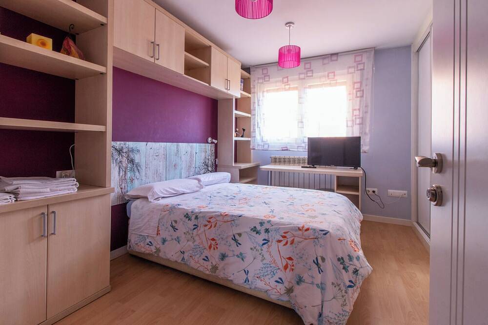 Entire apartment, Large duplex with all amenities. in Soria, Soria Province