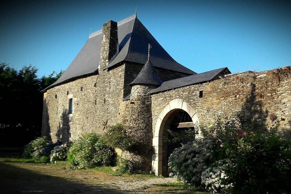 Ganze Wohnung, Suite with individual Spa \"Seigneurial Suite in Ploërmel, Vannes und Umgebung