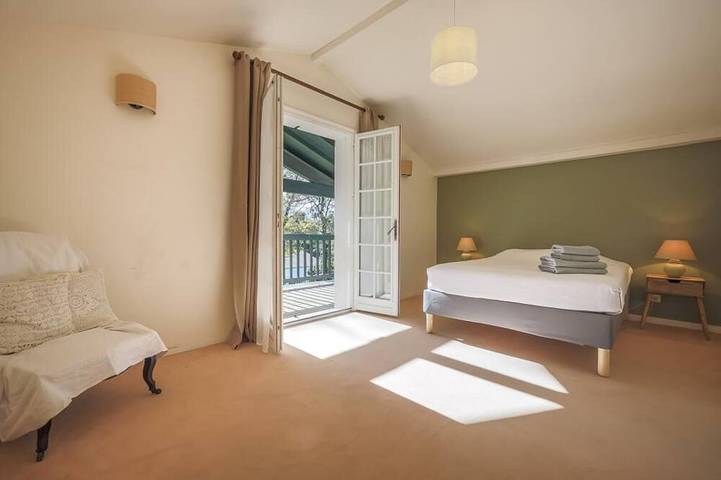 Villa Berhartia - Swimming pool and mountain view in Cambo-les-Bains, Bayonne region