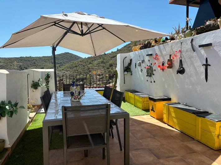 Apartamento de vacaciones para 5 personas, con piscina además de jardín y vistas, Se admiten mascotas en Parc Natural de la Serra d'Espadà - 4