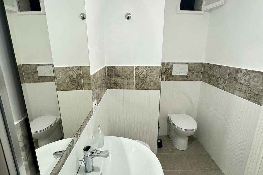 Donna Rita suite with garden in Meta, Naples Province