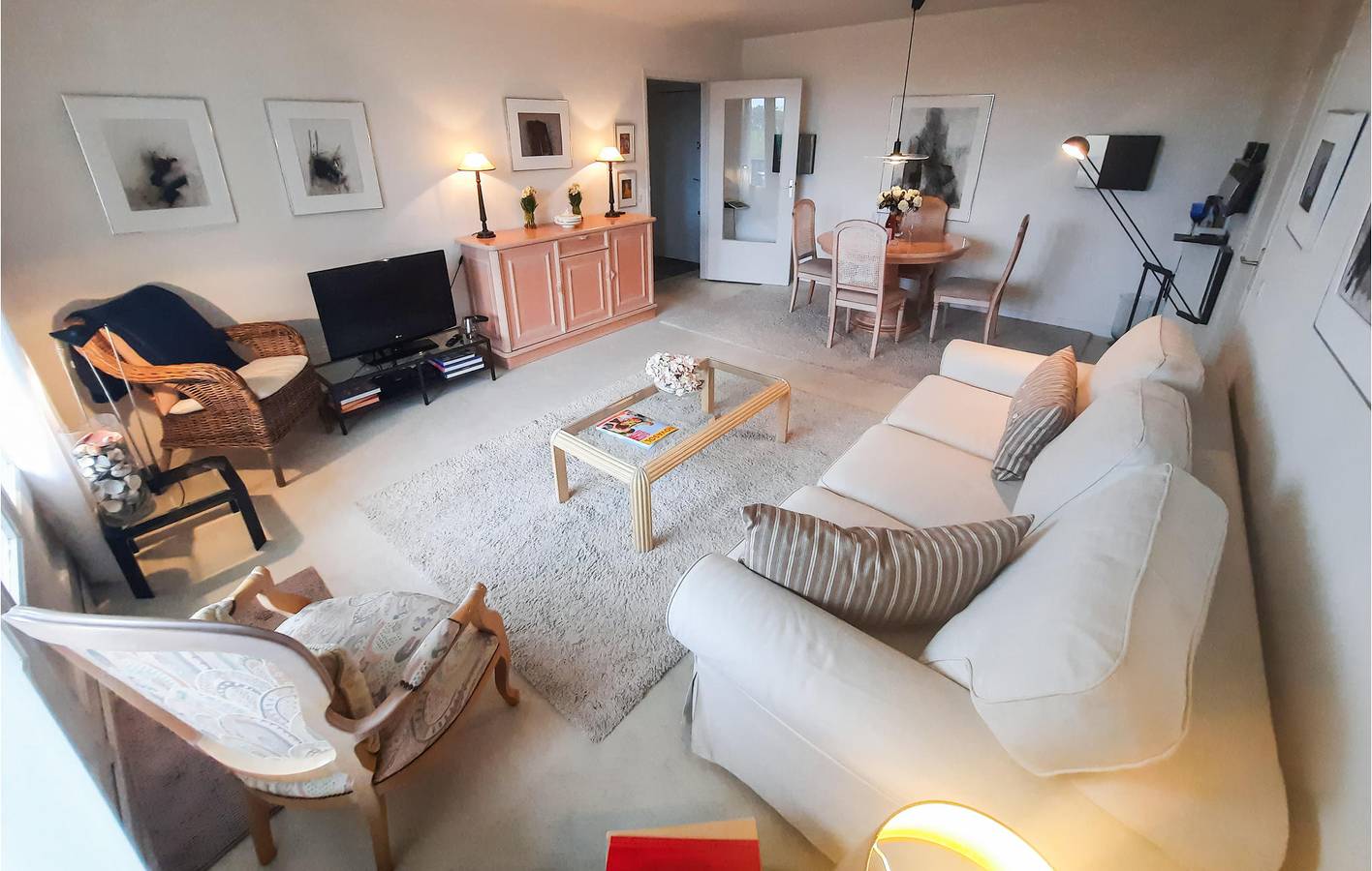 Appartement de vacances entier, Appartement confortable au bord de la mer : Parking, TV, Chauffage, et plus encore in Trouville-sur-Mer, Région de Lisieux