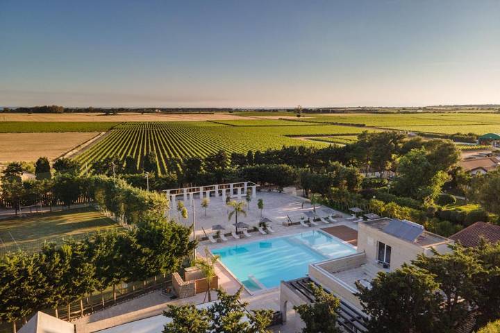 Villa con piscina per 2 persone, con piscina e giardino nonché panorama a Taranto