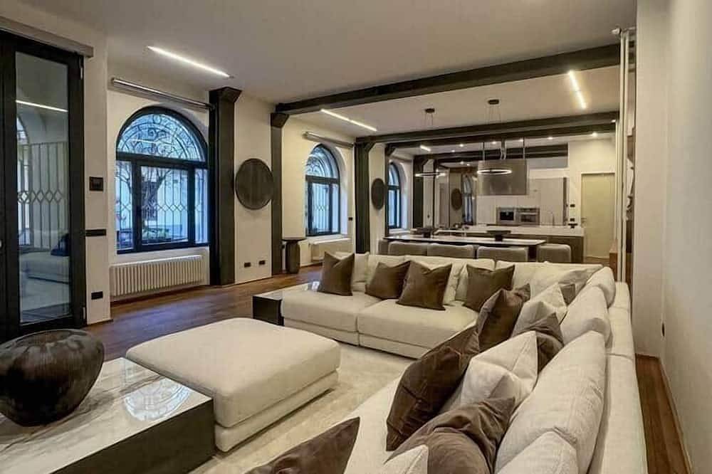 Ganze Wohnung, Loft @ Veratti by icasamia .it in Varese, Varese Provinz