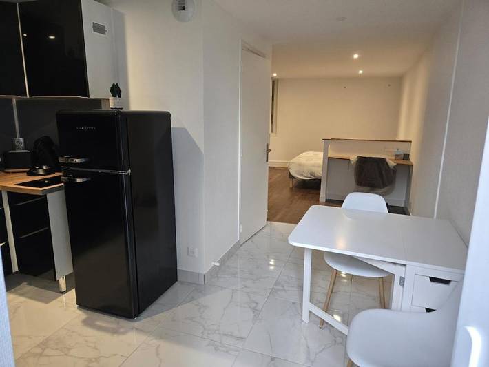 Gîte pour 2 personnes, avec vue à Lussac-les-Châteaux - 4