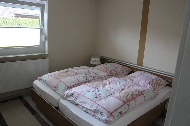 Ferienwohnung für 4 Personen, mit Garten und Terrasse in Ostrhauderfehn - 3