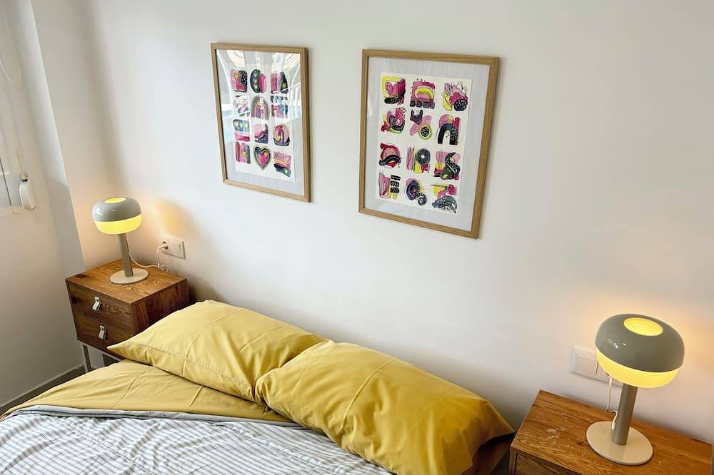 Apartamento entero, Apartamento en la Playa de Pobla de Farnals, con Piscina y Wifi rápido in Playa Puebla de Farnals, Puebla de Farnals