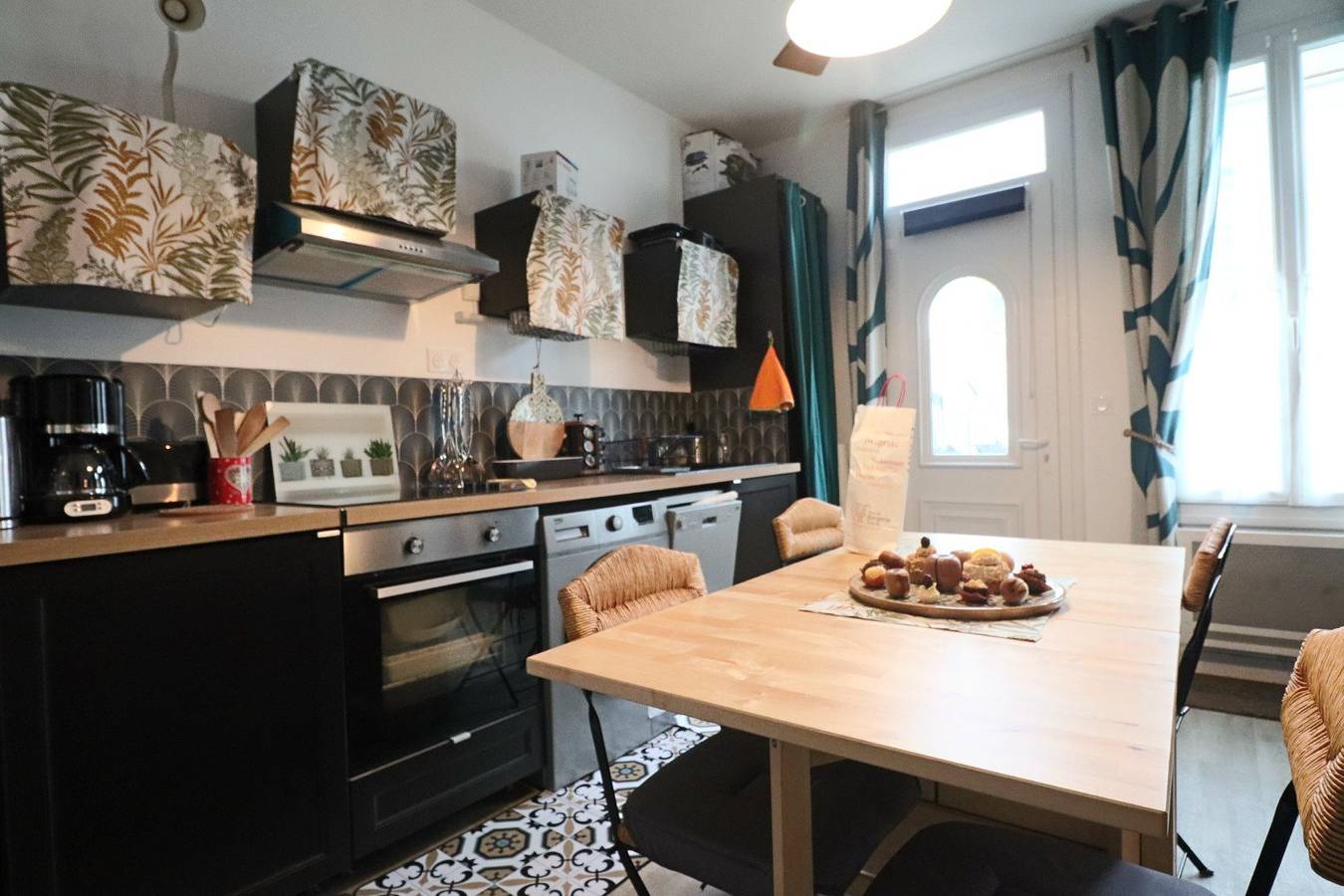 Ganze Wohnung, Appartement 'Gai Séjour' mit Wlan in La Bourboule, Regionaler Naturpark Volcans d'Auvergne