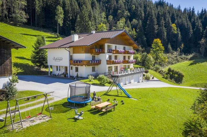 Ferienwohnung für 4 Personen, mit Garten und Ausblick in Flachau - 4