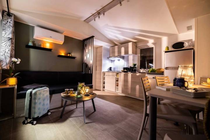 Camping pour 6 personnes, avec sauna et bassin pour enfant à Agde - 4