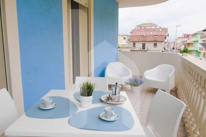 Holiday apartment for 4 people, with balcony - 1