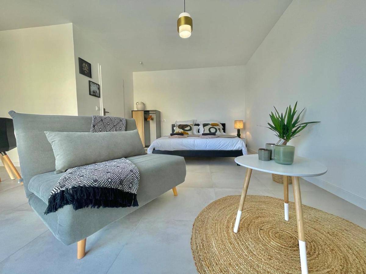 Studio Apartment in Lunel-Viel, Côte méditerranéenne (France)