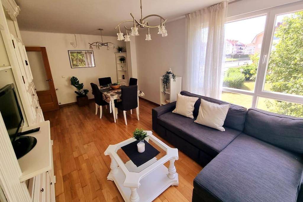 Apartamento entero, Two-Bedroom Apartment in Gama, Bárcena de Cicero
