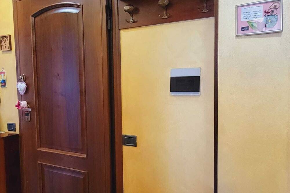 Apartamento entero, Maison Pupetta-panorama on Aosta-Cir Vda No. 0413 in Aosta, Alpes del Valais