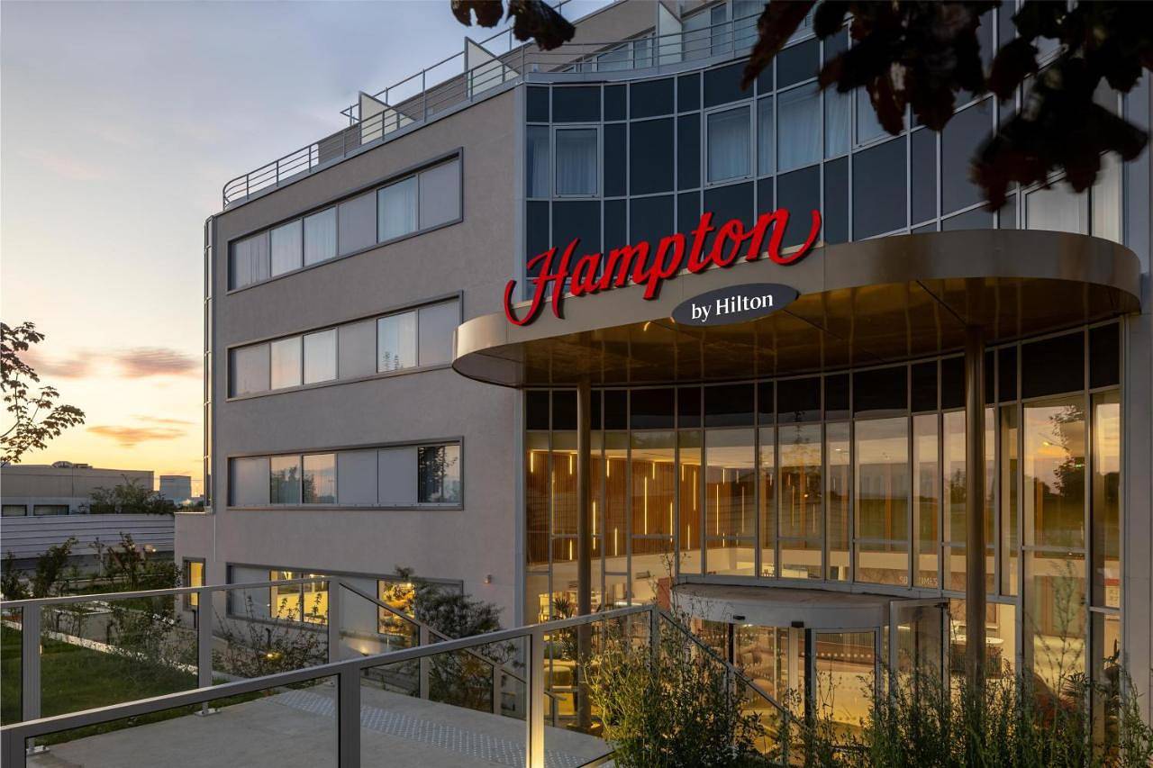Hampton By Hilton Paris Charles De Gaulle Airport in Roissy-en-France, Val-d'Oise