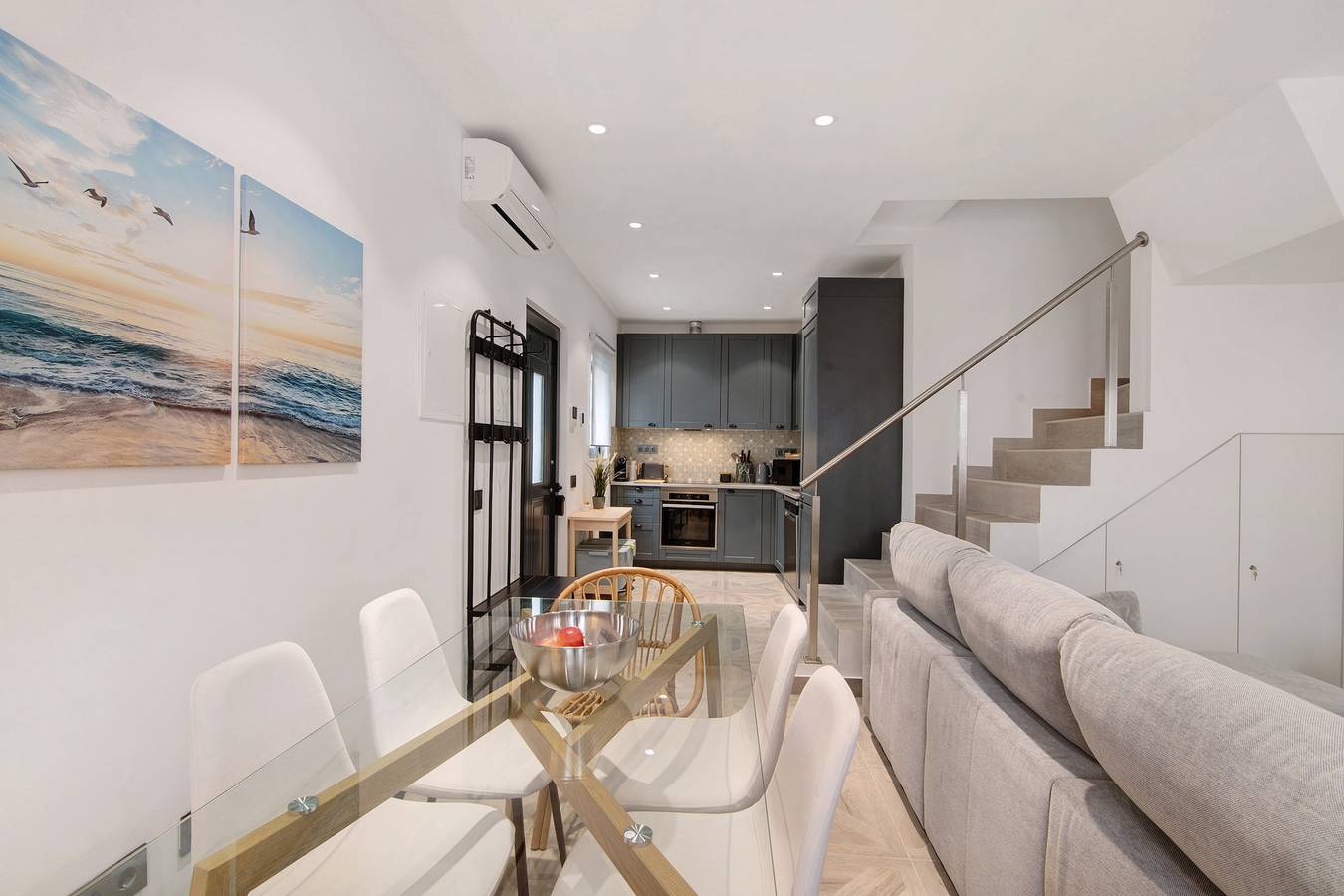 Villa Alvor Rooftop con Vista al Mar, Wi-Fi y Aire Acondicionado in Alvor, Distrito de Faro