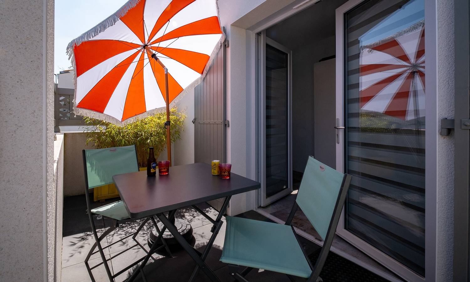 Charming house 'Rayon De Soleil' with Private Terrace in Saint-Georges-de-Didonne, Rochefort region