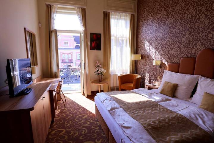 Hôtel pour 3 personnes, avec terrasse à Domažlice - 2