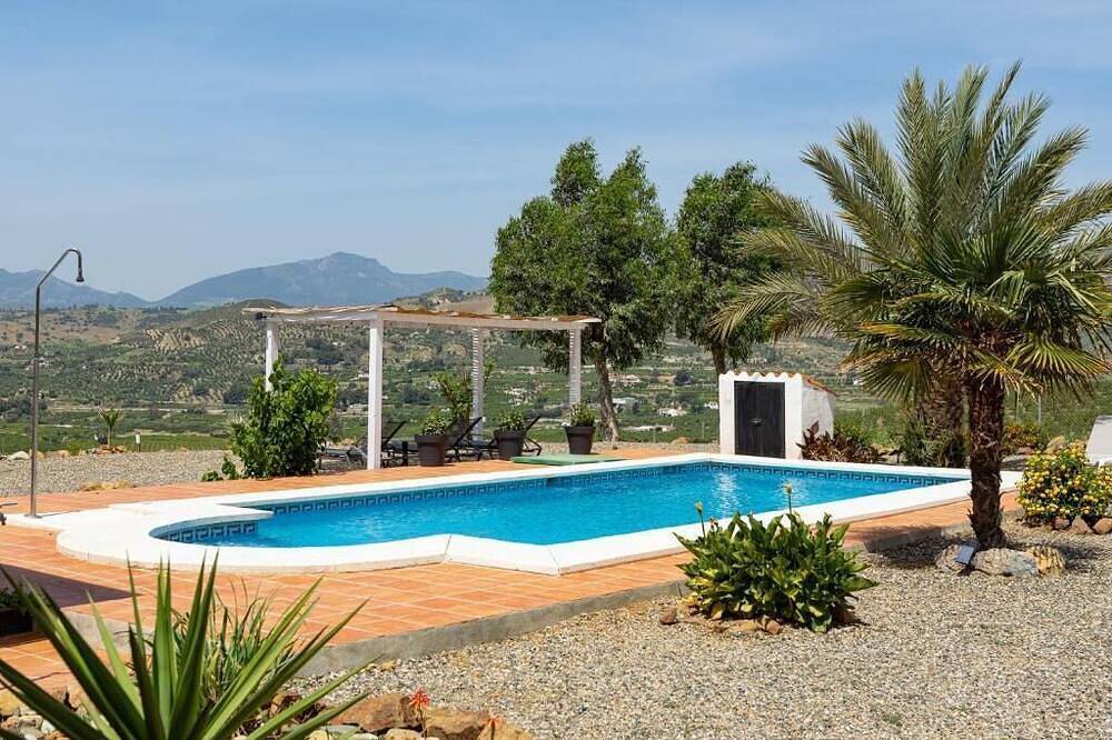 Ganze Wohnung, Superior Chalet at Finca Feliz Andaluz in Álora, Málaga Provinz