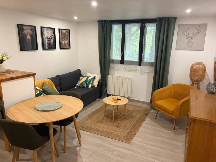 Appartement de vacances pour 4 personnes, avec Terrasse ainsi que Jardin et Vue