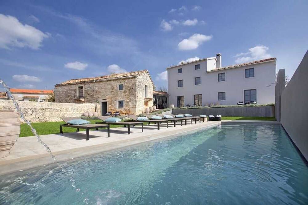 Casa vacanza a Radetići a partire da 684€ a notte