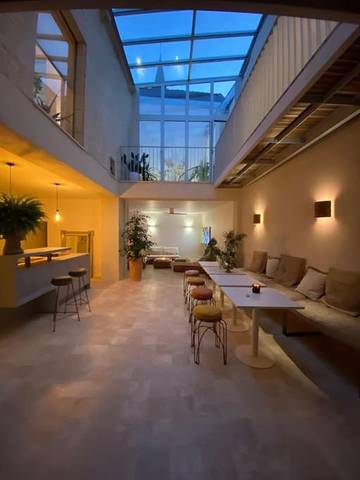 Location de vacances pour 7 personnes, avec terrasse à Chaumont