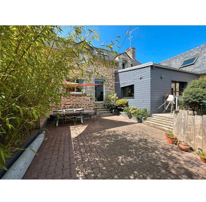 Location de vacances pour 10 personnes, avec piscine et jardin, animaux acceptés à Plédran - 2