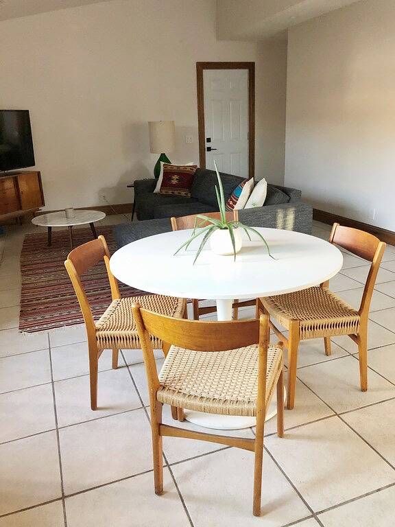 Vacation rental for 6 people, with yard and hot tub as well as terrace in Oceanside