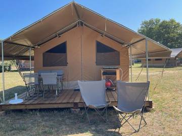 Glamping voor 2 personen, met tuin, met huisdier in de Elzas