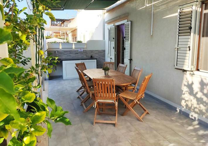 Casa vacanza per 9 persone, con giardino - 1