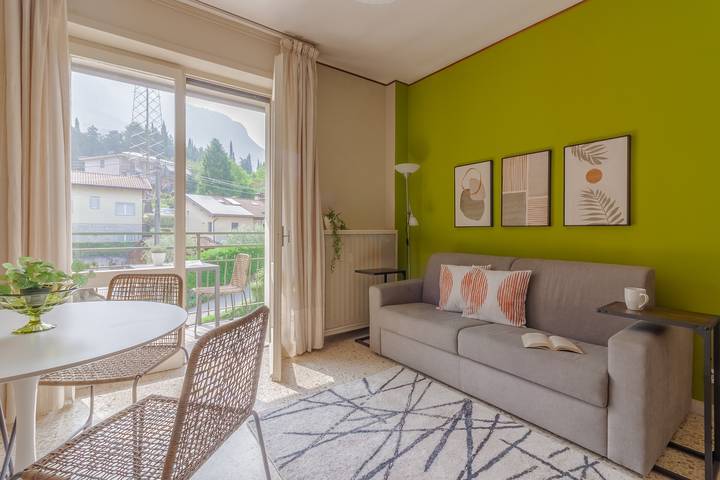 Appartamento per 4 persone, con balcone in Lierna