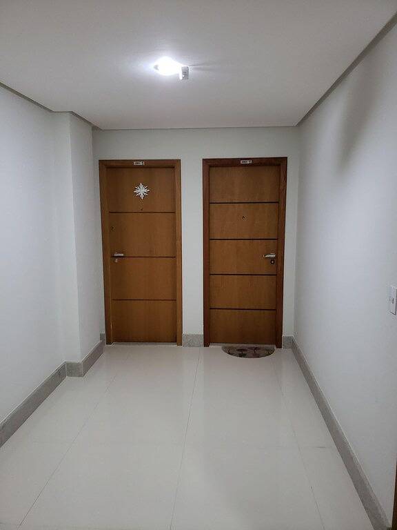 Casas e apartamentos de temporada para 8 pessoas, com balcão em Guarapari