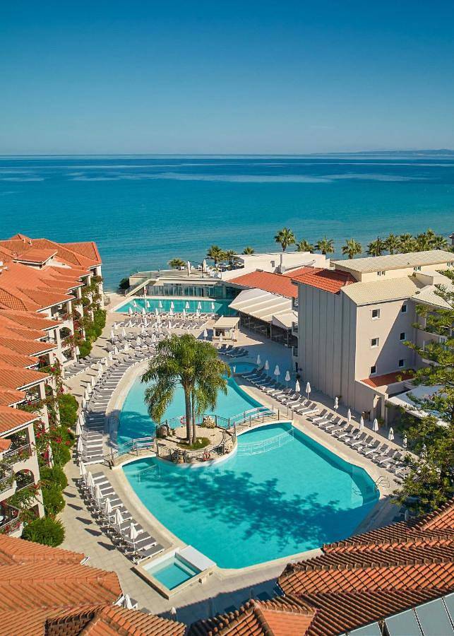 Hôtel pour 4 personnes, avec piscine ainsi que vue et jardin