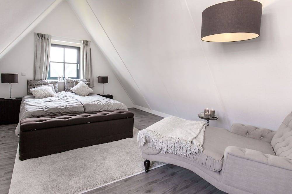 Prachtig vrijstaand vakantiehuis voor 6 personen met Wifi, Tv en terras in Graft-De Rijp, Nederlandse kust