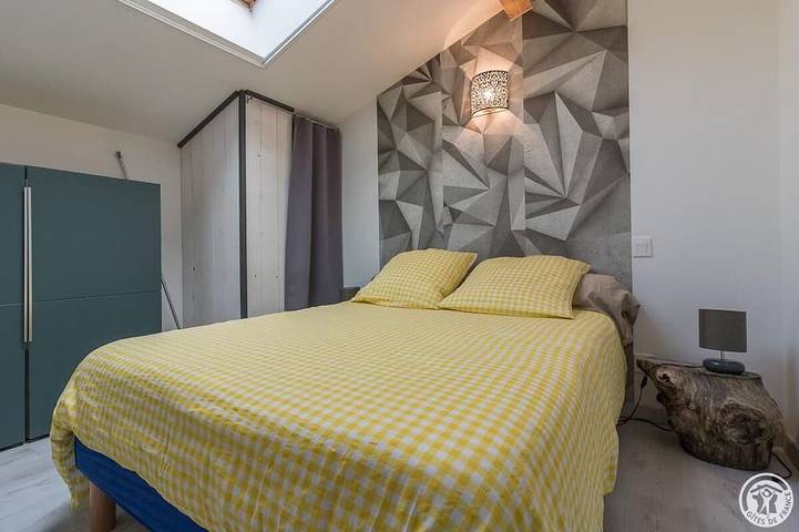 Location de vacances pour 6 personnes, avec jardin et piscine à Merville - 2