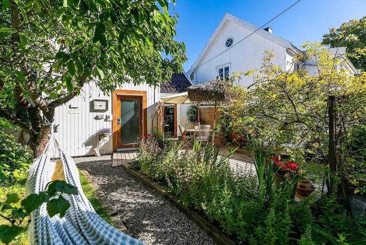 Villa für 6 Personen, mit Terrasse und Garten sowie Sauna und Ausblick - 1