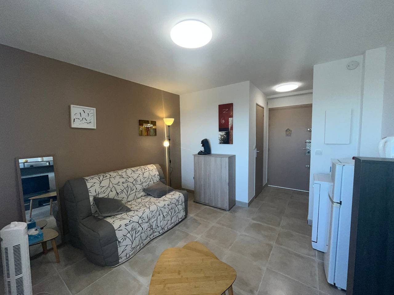 Hel leilighet, Cozy studio near beach, pets allowed in Sete, Middelhavskysten (Frankrike)