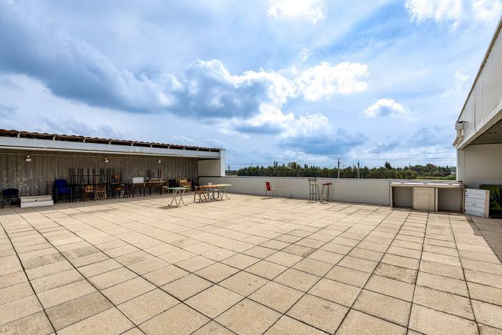 Appartement entier, Chambre avec terrasse partagée et Wi-Fi à 10 mn de la plage in Mudaison, Côte méditerranéenne (France)