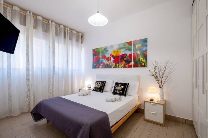 Location de vacances pour 7 personnes, avec jardin à Porto Cesareo