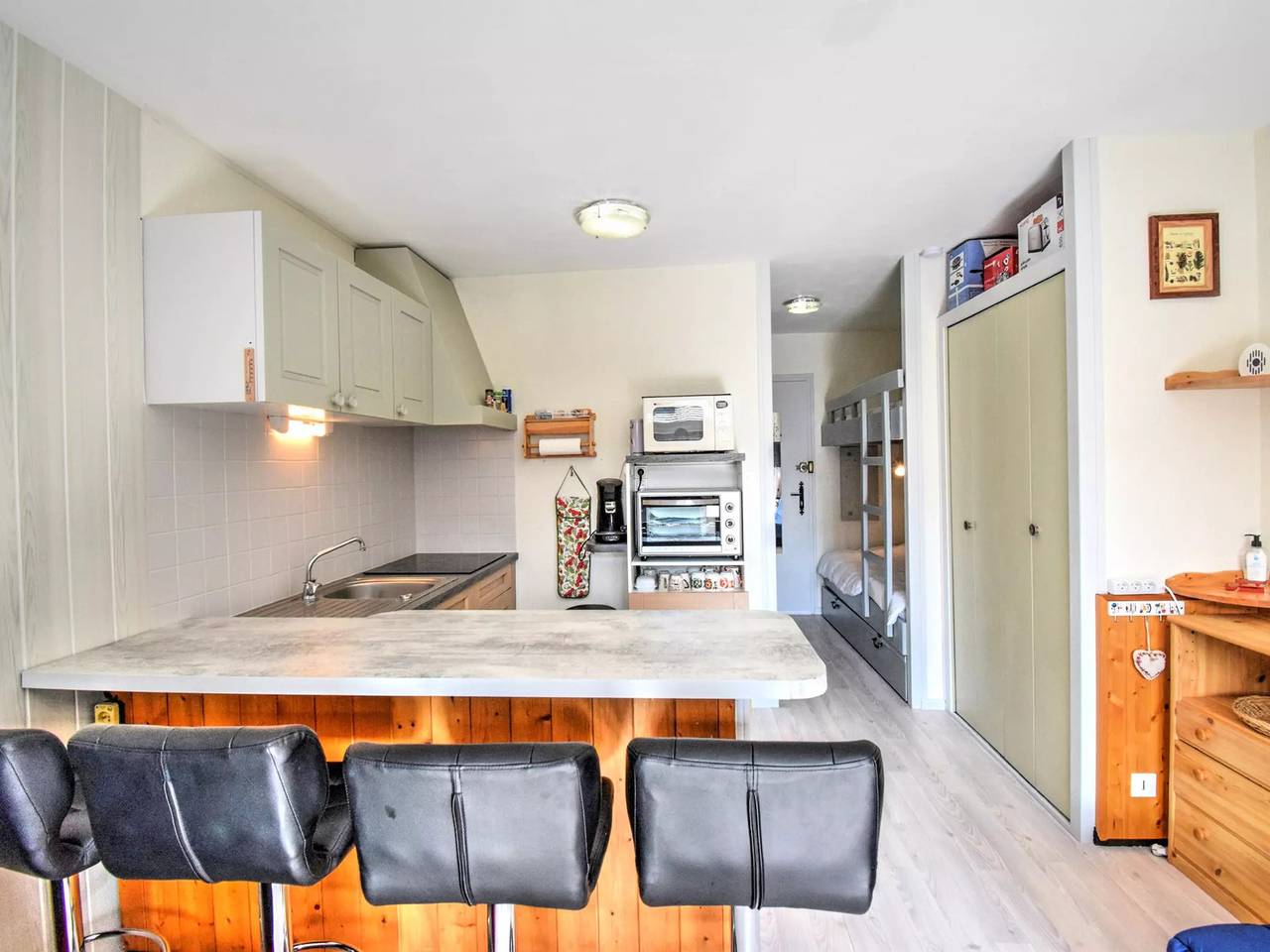 Entire apartment, 1 Exhibit 4 Persons in Morzine, Les Portes du Soleil