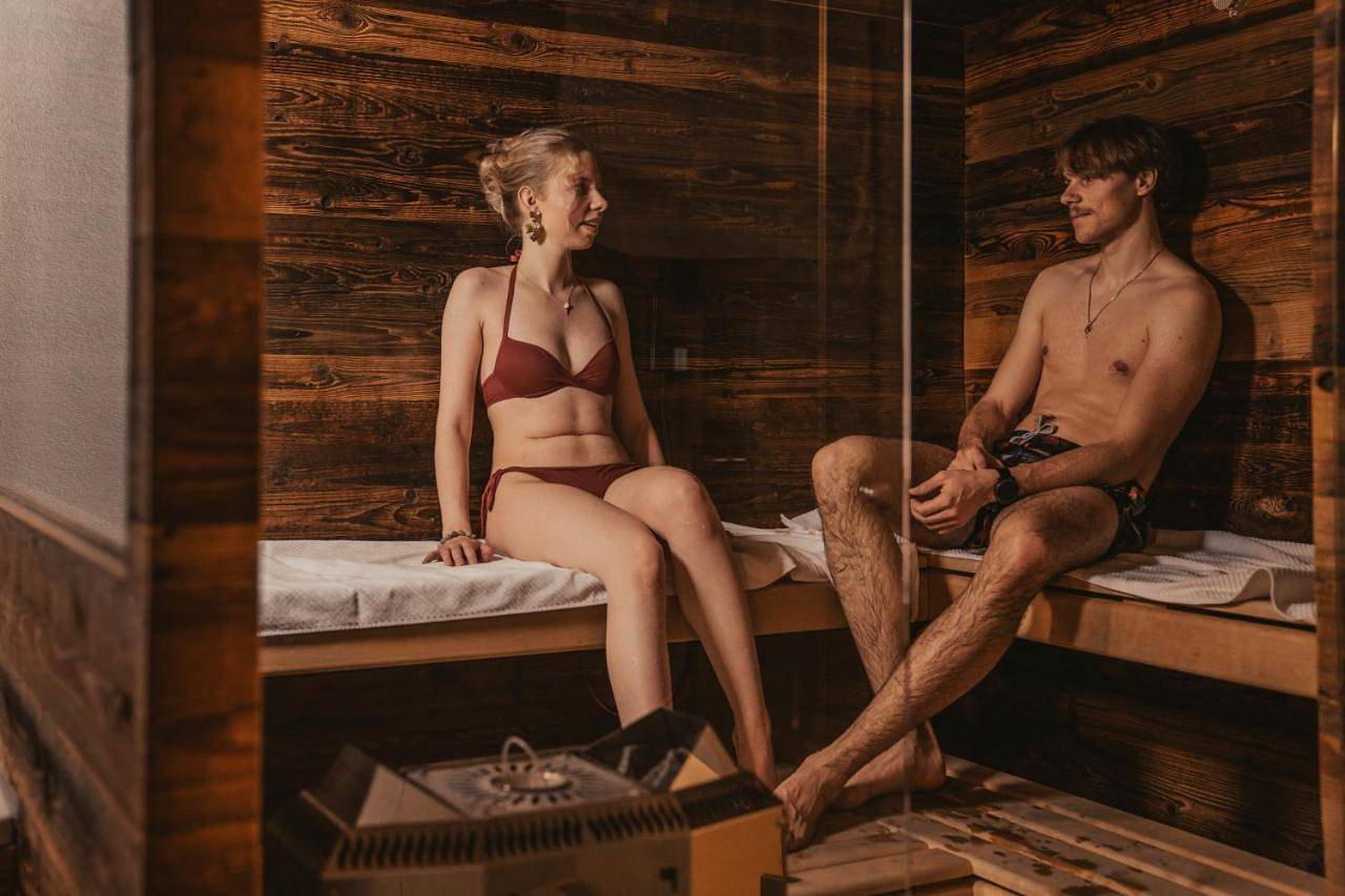 Ganze Wohnung, Deluxe Double Room with Shower in Saas-Fee, Walliser Alpen