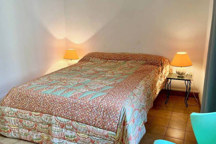 Location de vacances pour 8 personnes, avec jardin à Brusque - 4