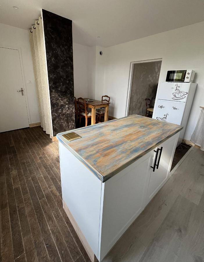 Gîte pour 3 personnes, avec jardin et terrasse à Châteaulin - 4